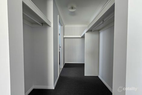 Property photo of 16 Aroona Avenue Austral NSW 2179