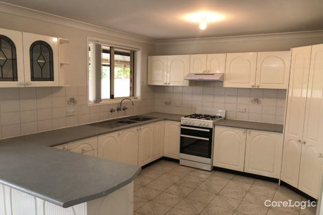 Property photo of 37 Swan Circuit Green Valley NSW 2168