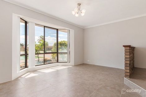 Property photo of 40 Breaden Drive Cooloongup WA 6168
