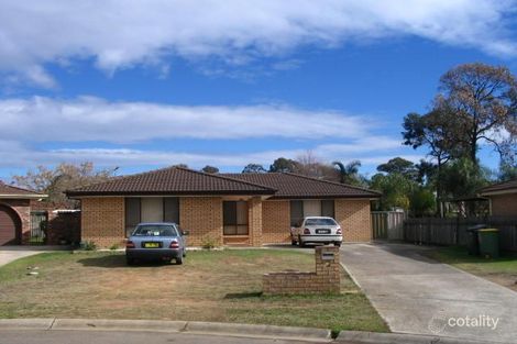 12 Augusta Pl, St Clair, NSW 2759