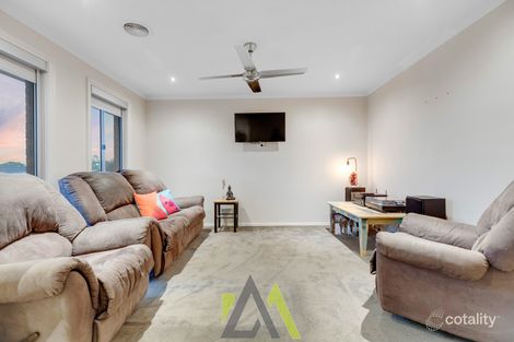 Property photo of 18 Tamara Circuit Langwarrin VIC 3910