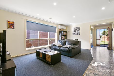 Property photo of 13 Ruyton Court Sunbury VIC 3429