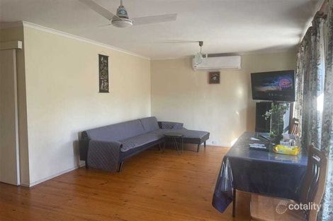 Property photo of 10 Millswyn Avenue Hampton Park VIC 3976