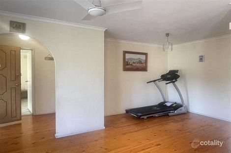 Property photo of 10 Millswyn Avenue Hampton Park VIC 3976