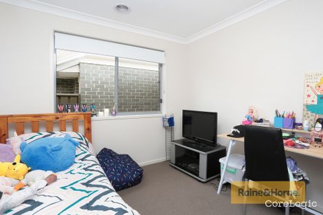 Property photo of 14 Alabaster Avenue Cobblebank VIC 3338