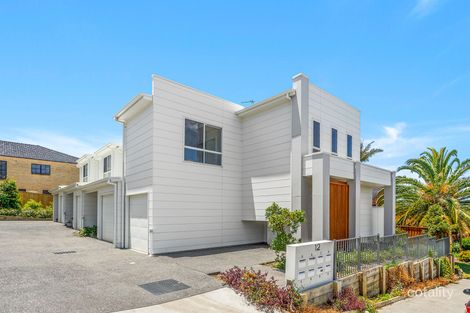 8/12 Barker St, Balgownie, NSW 2519