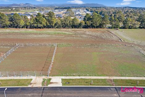 Property photo of 6 Maple Drive Romsey VIC 3434