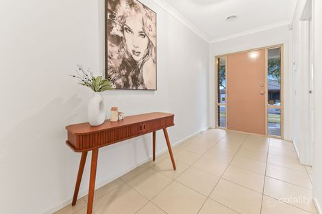 Property photo of 24 Bernly Boulevard Berwick VIC 3806