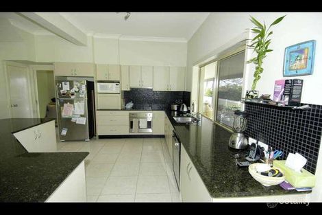Property photo of 30 Binalong Drive Ashmore QLD 4214