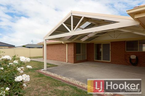 Property photo of 26 Viola Avenue Pakenham VIC 3810