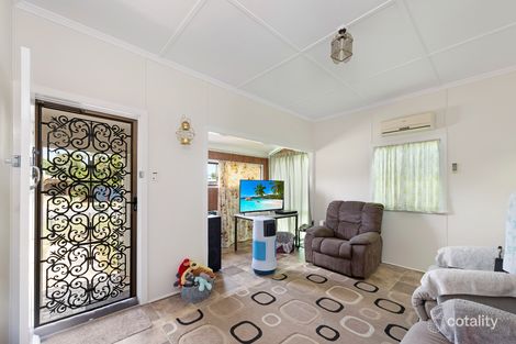 Property photo of 11 Halpin Street Norville QLD 4670