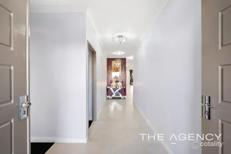 Property photo of 13 Basil Loop Treeby WA 6164