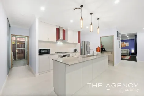 Property photo of 13 Basil Loop Treeby WA 6164