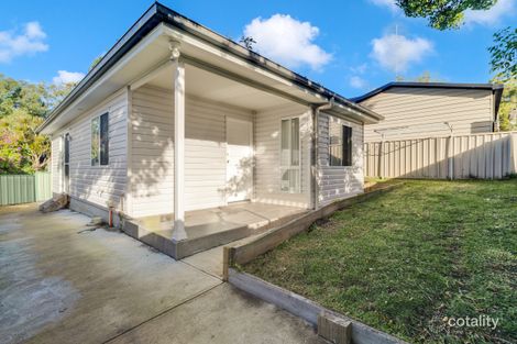 Property photo of 28 Gladys Avenue Berkeley Vale NSW 2261