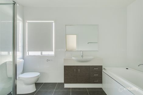 Property photo of 158 Cooper Crescent Rochedale QLD 4123