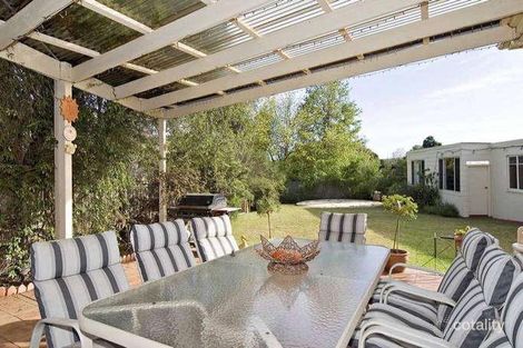 Property photo of 76 Lee-Ann Crescent Croydon VIC 3136