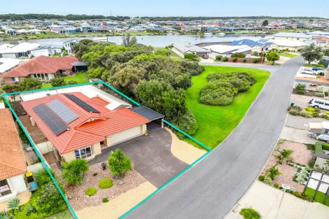 80 Wentworth Pde, Hindmarsh Island, SA 5214