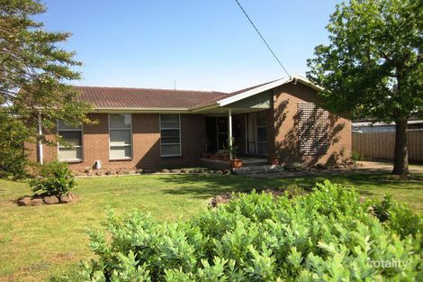 15 Mclachlan St, Sale, VIC 3850