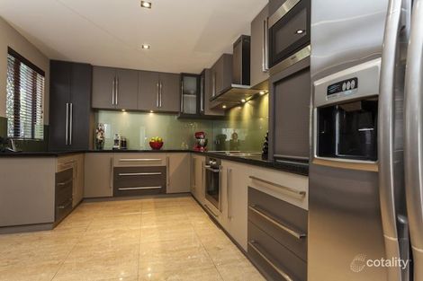 Property photo of 34 Hamelin Drive Lake Coogee WA 6166