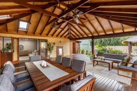 7 Darley Cir, Bull Creek, WA 6149