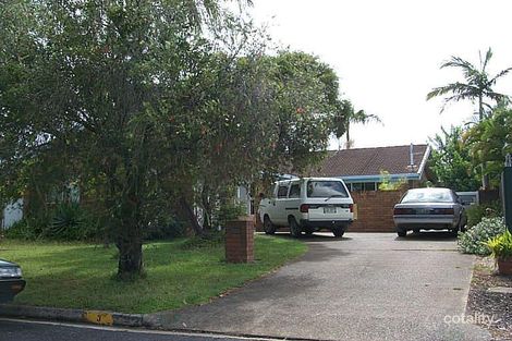 3 Hopbush St, Palm Beach, QLD 4221