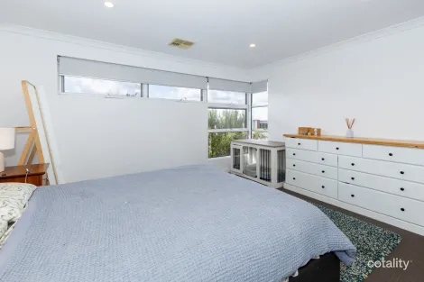 Property photo of 9 Tranquility Crescent Aveley WA 6069
