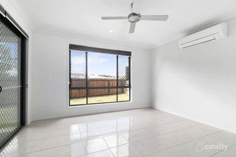 Property photo of 4 Bowerbird Street Deebing Heights QLD 4306