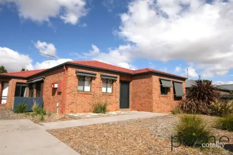 4/14 Semillion Pl, Waurn Ponds, VIC 3216