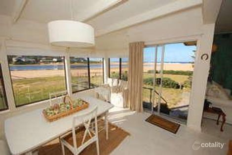 2/3 Ficus Ave, Avoca Beach, NSW 2251