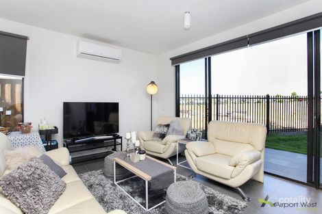 Property photo of 8 Belle Vista Keilor East VIC 3033