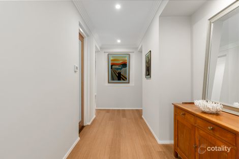 Property photo of 19 Connolly Close Renwick NSW 2575
