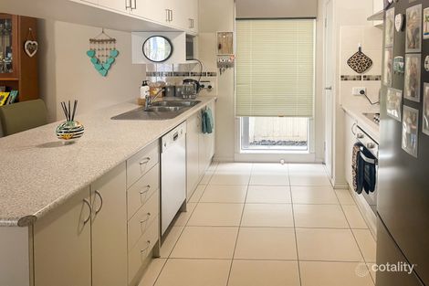 Property photo of 46 Myhaven Circuit Carrum Downs VIC 3201