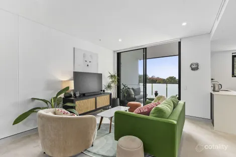 Property photo of 203/4 Auburn Street Point Frederick NSW 2250
