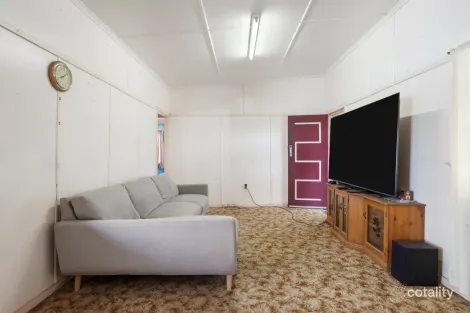 Property photo of 8 Mill Street Booval QLD 4304