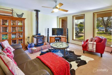 Property photo of 36 Popondetta Place Glenfield NSW 2167