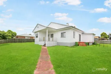 2/272 Bridge St, Newtown, QLD 4350