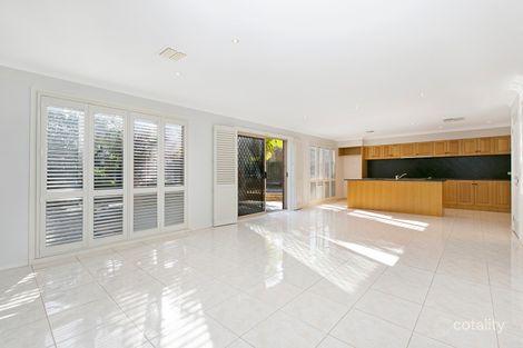 Property photo of 18 Allardice Parade Berwick VIC 3806
