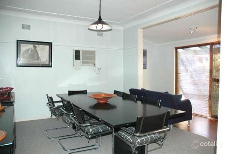 Property photo of 18 Brelogail Street Northmead NSW 2152