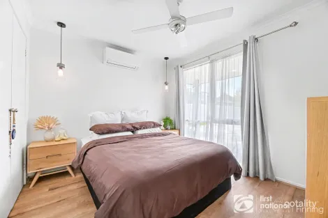 Property photo of 2/5 Binding Avenue Cranbourne VIC 3977