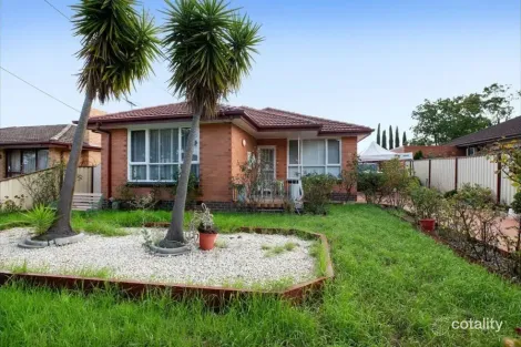 11 Mcrae Ave, St Albans, VIC 3021