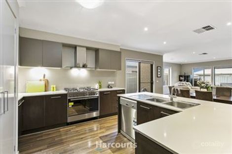 Property photo of 48 William Thwaites Boulevard Cranbourne North VIC 3977