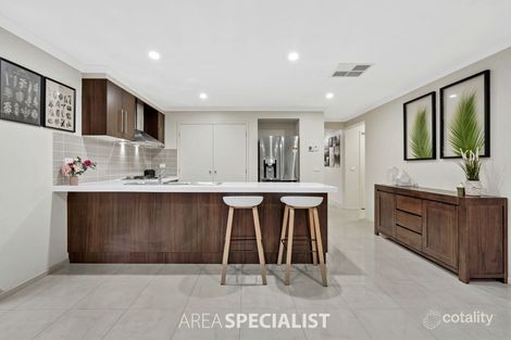 Property photo of 50 Ardent Crescent Cranbourne East VIC 3977