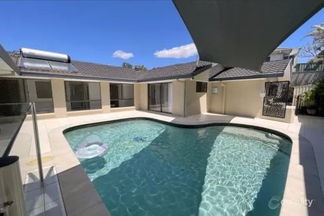 Property photo of 2 Nelson Court Benowa QLD 4217