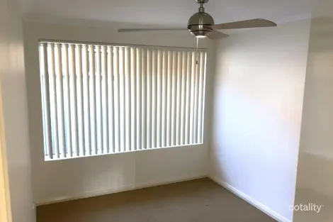 Property photo of 20 Mulloway Place Warnbro WA 6169