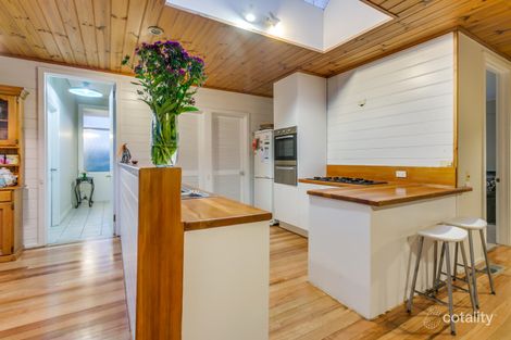 Property photo of 13 Gretel Court Frankston VIC 3199