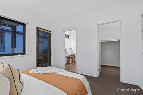 Property photo of 8 Reach Place Bulimba QLD 4171