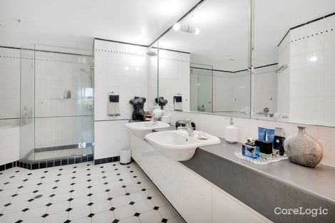 Property photo of 36/12 Commodore Drive Surfers Paradise QLD 4217