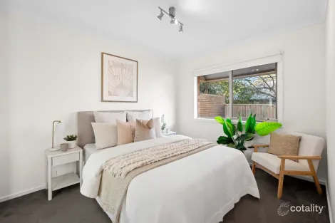 Property photo of 2/2 Marcus Street Highton VIC 3216