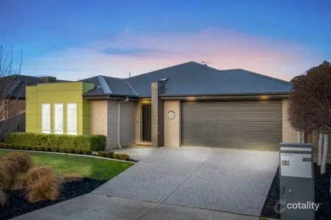 Property photo of 10 Belcher Way Gisborne VIC 3437