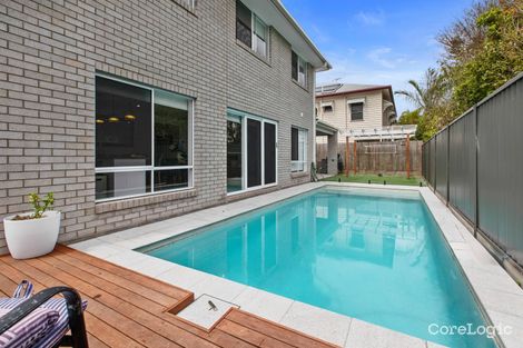 Property photo of 63 Seaford Street Wynnum QLD 4178